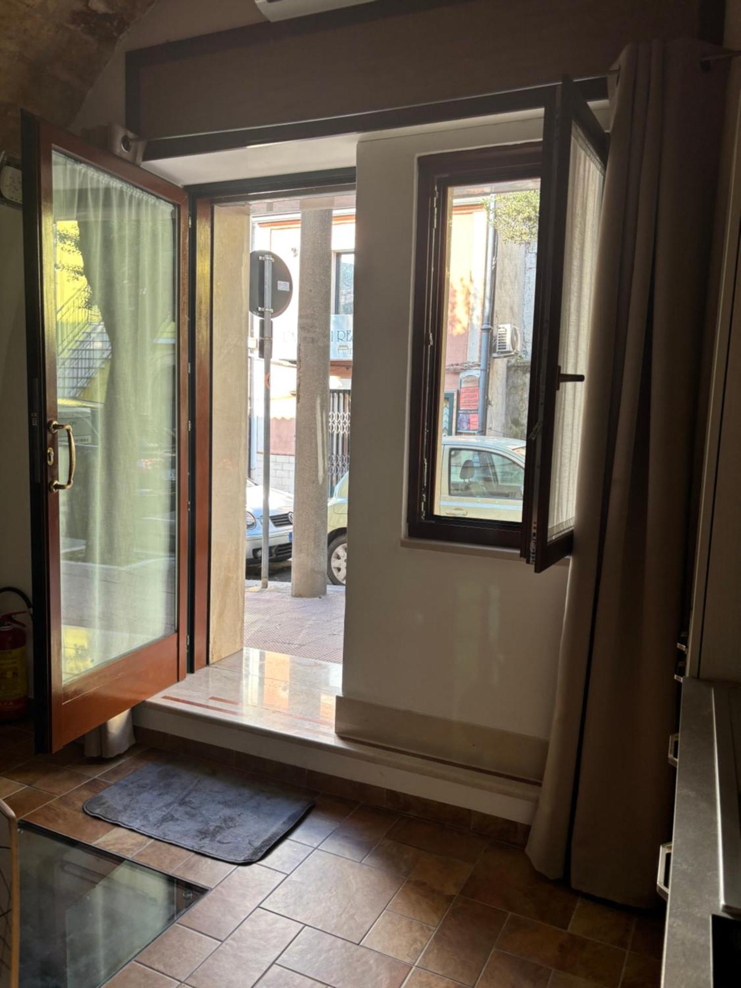 A Casa Di Laura Apartment ซานโจวานนี โรตอนโด ภายนอก รูปภาพ