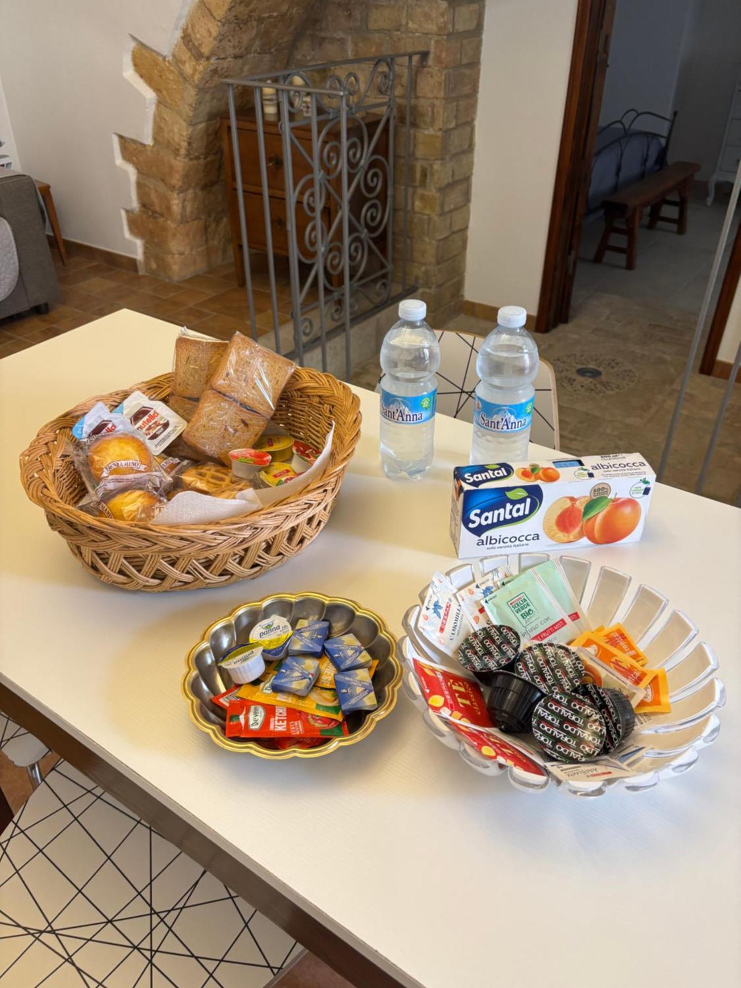 A Casa Di Laura Apartment ซานโจวานนี โรตอนโด ภายนอก รูปภาพ